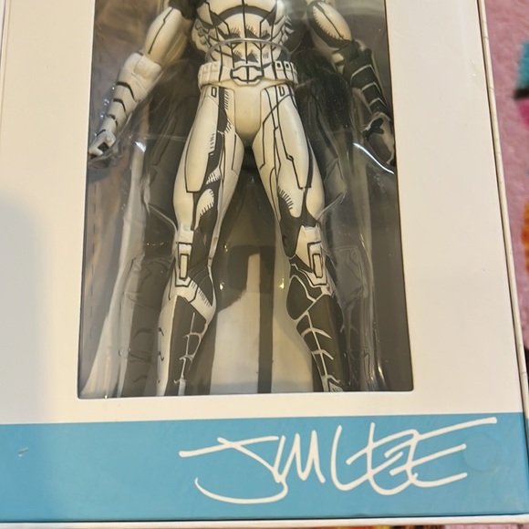 Batman black and white action figure Jim Lee - Picture 10 of 10